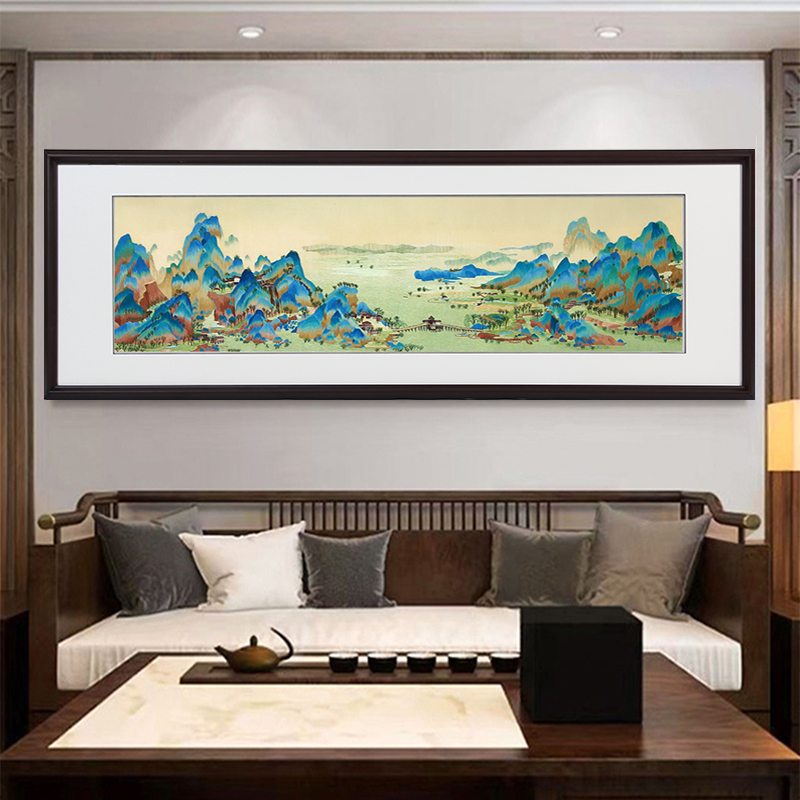 客厅西墙装饰画——手工刺绣山水画《千里江山图》