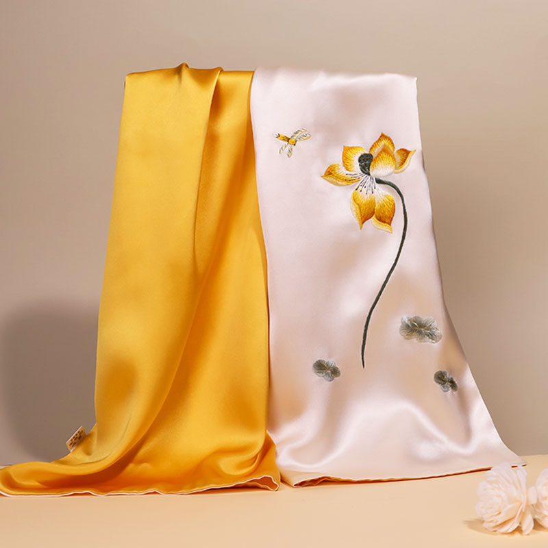 2025圣诞送礼天花板！4 款适合外国人的中国礼，颜值与内涵双在线