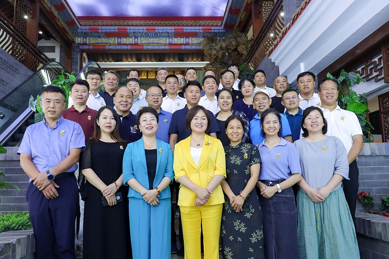 一涵汴绣