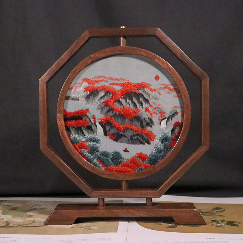 开业礼品推荐：八方来财双面绣摆件《鸿运当头》