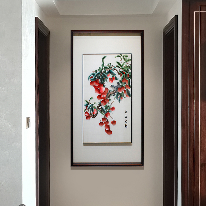 玄关装饰画——手工刺绣荔枝图《大吉大利》