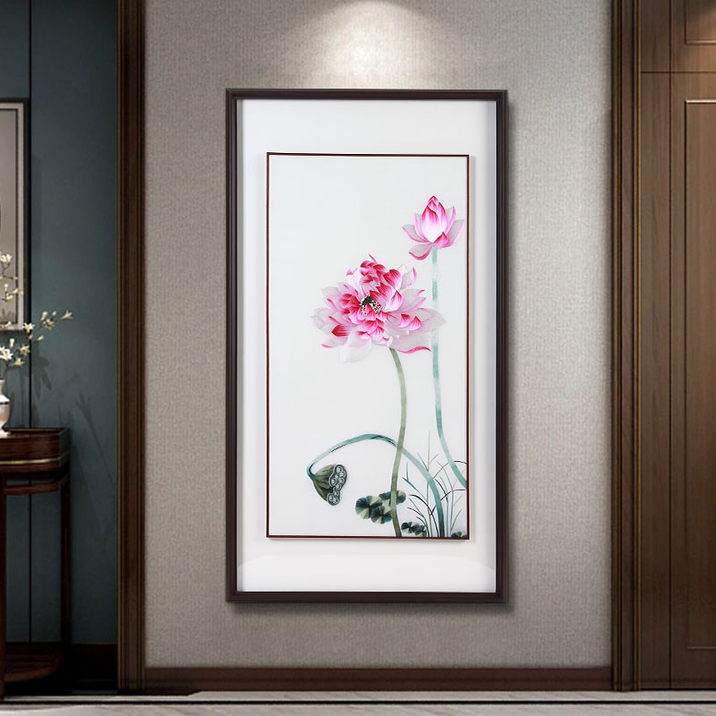 玄关装饰画——手工刺绣装饰画荷花图