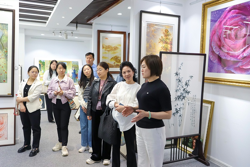 一涵汴绣